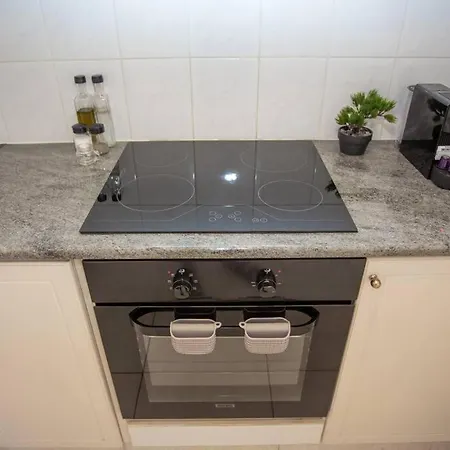 Апартаменты Estea - Rhea's Cozy 1 Bedroom *