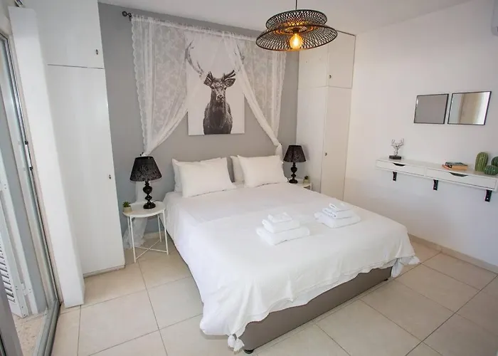 Apartmán Estea - Rhea's Cozy 1 Bedroom Paphos
