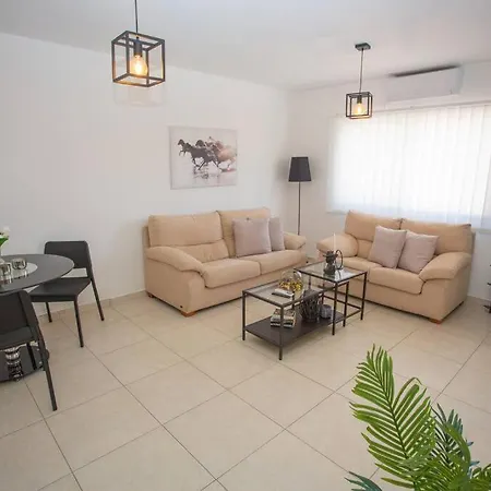 Estea - Rhea's Cozy 1 Bedroom Daire