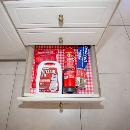 Estea - Rhea's Cozy 1 Bedroom Daire Pafos